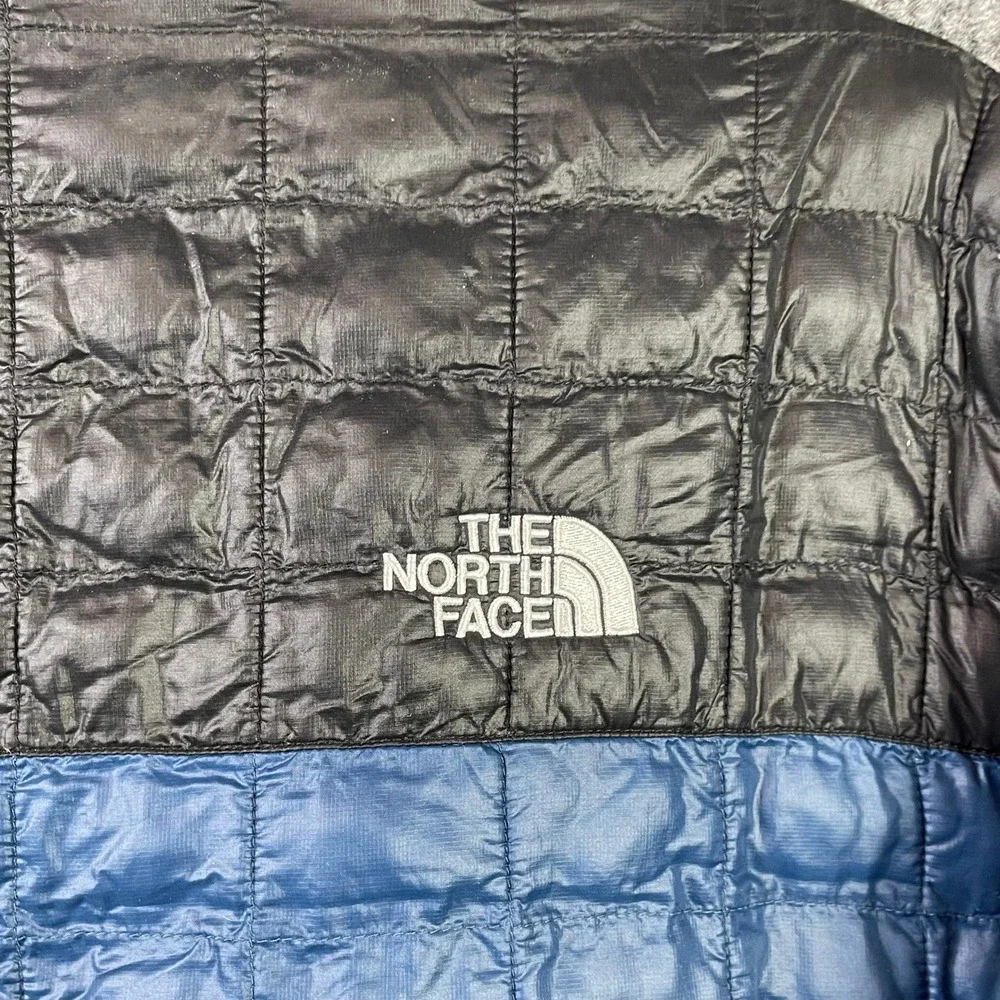 The North Face Thermoball Jacket Mens XL Blue Black Puffer Quilted Broken Zipper